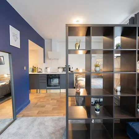 Easton 1 By Staystaycations Apartamento